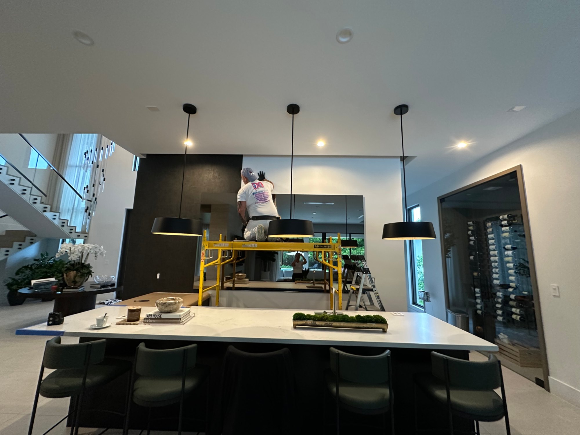 Showroom — photo 10