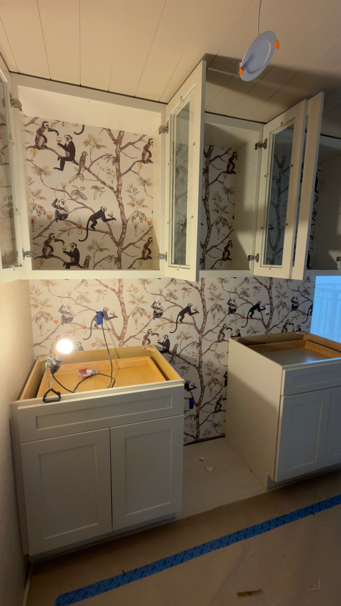 Wallpaper Murals — photo 1