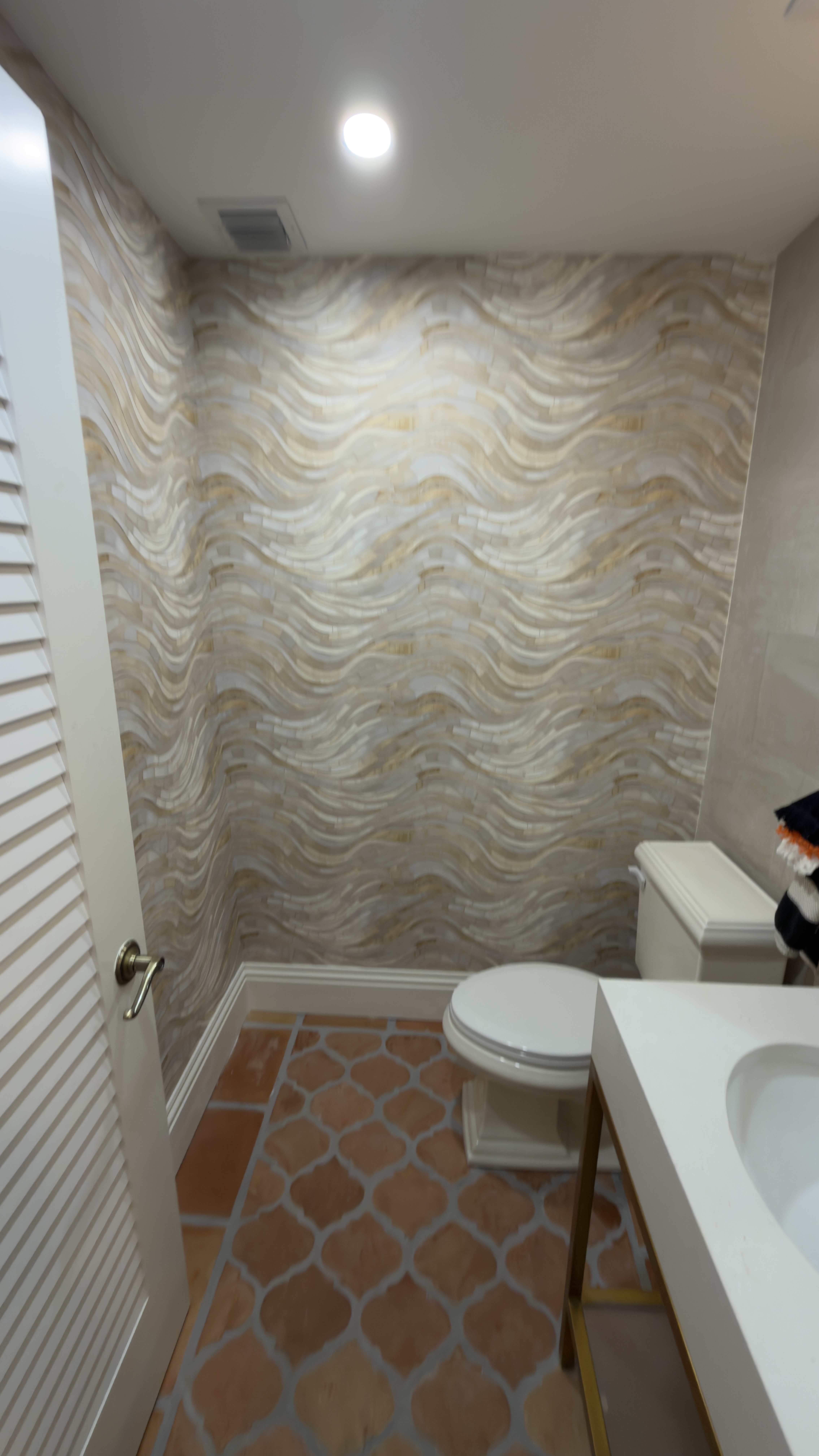 powder bath wallpaper installation